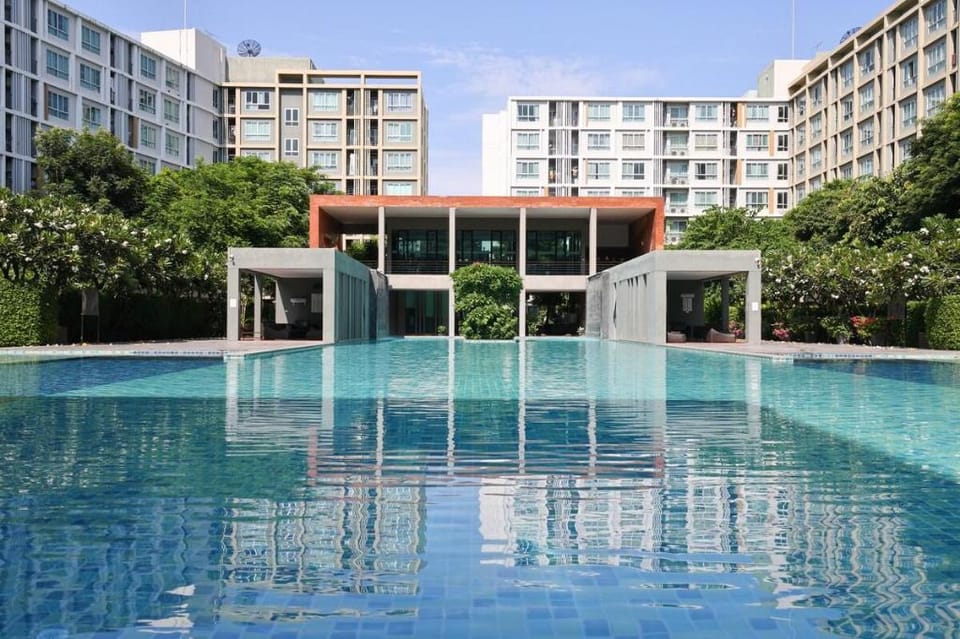 Greenery living in resort condo Apartment in Chiang Mai