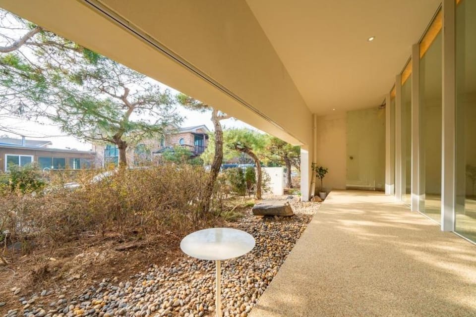 Space Pool Villa Bed and Breakfast in Gyeonggi-do