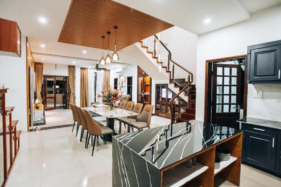 Amazing villa 5Br private pool garden Villa in Da Nang