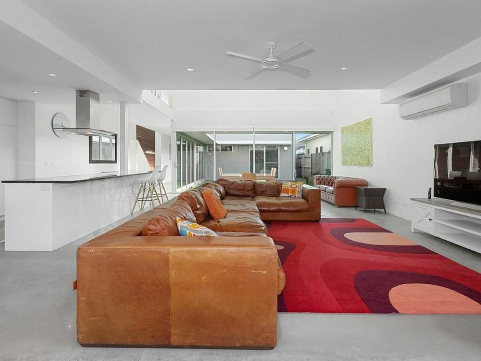 Four Bedroom Escape to Friday Island Cabarita Vacation rental in Tweed Heads