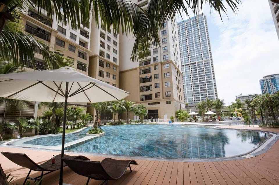 Dcapitale/ Big PROMO/ 2 BRS& TUB/ Luxury & Classic Apartment in Laos