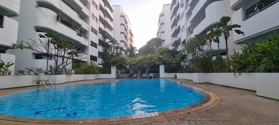 On nut 36 Eastwood Park Condo Vacation rental in Bangkok