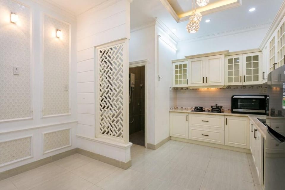 Little Dough Lodge Entire 4BR House in HCMC center Vacation rental in Ho Chi Minh City