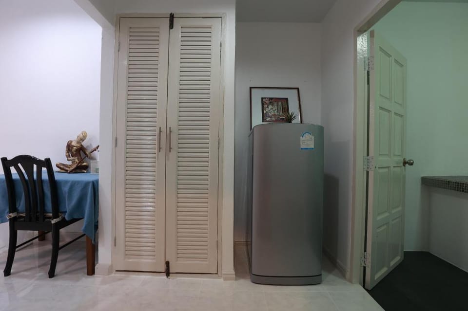 Deep trip villa phuket Room 4 Vacation rental in Chalong