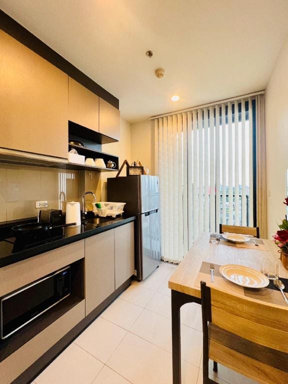Elevated comfort room F8 @Udonthani Apartment in Laos