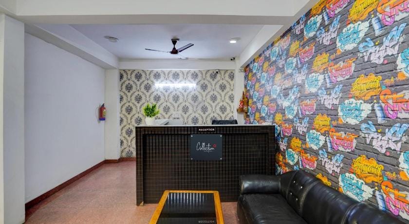 Super Collection O Umen Hotel Noida City Center Metro Station Hotel in Noida