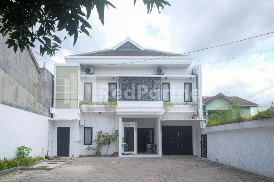 Rumah Daun Timoho Yogyakarta RedPartner Hotel in Yogyakarta