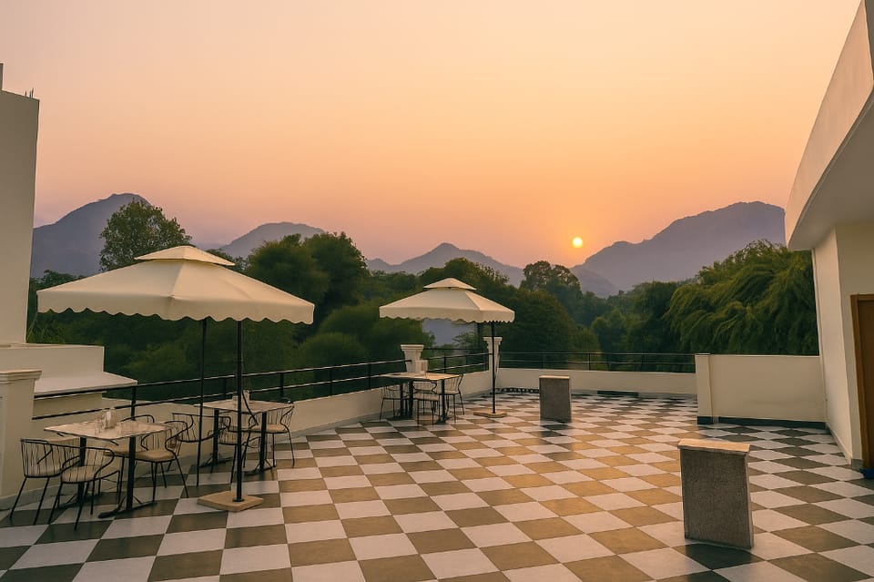 Serenity Hill Resort - A Boutique Resort in Udaipur Hotel in Gujarat
