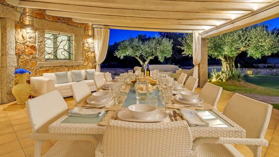 VILLA TYPHA 10, Emma Villas Villa in Sardinia