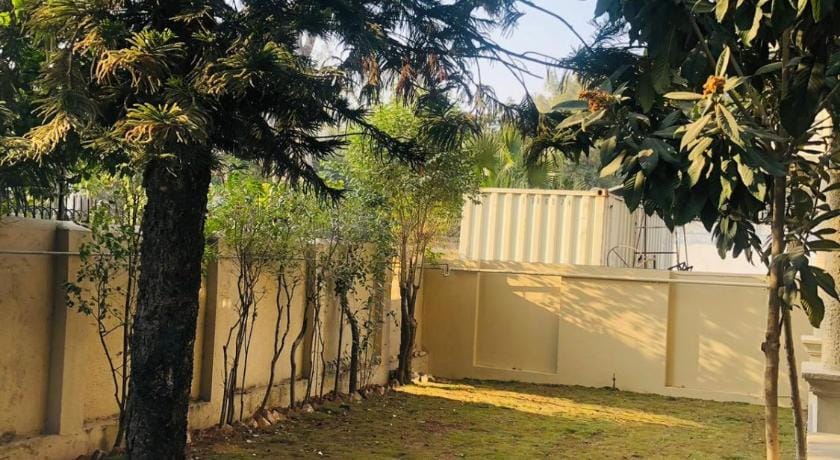 Royal Executive Guest House F-8 Bed and Breakfast in Islamabad
