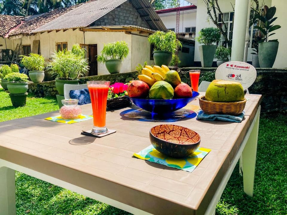 Queen's Villa Hotel in Southern Province