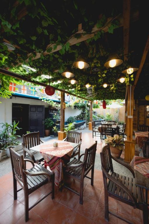 Chanthavong Hostel Apartment in Luang Prabang
