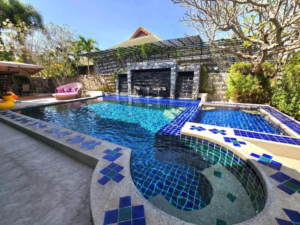 I am pool villa Pattaya 14 Villa in Chon Buri Changwat