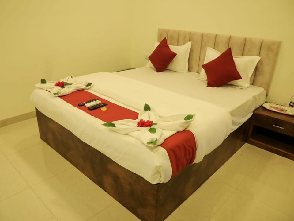 Mokalbaug Beach Resort Apartment in Alibag