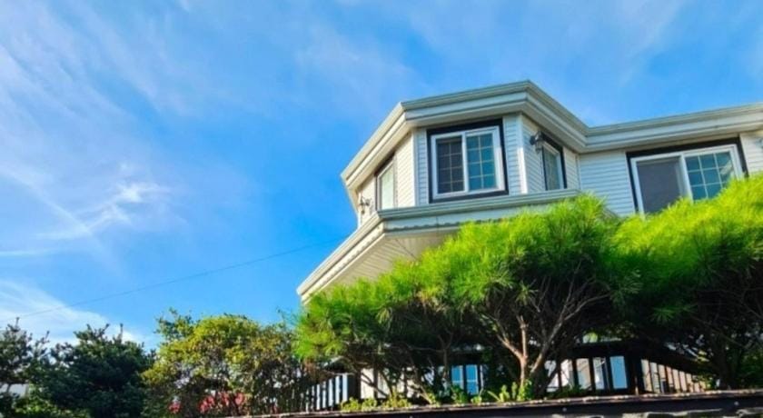 Anmyeondo Titicaca Pension Bed and Breakfast in South Korea