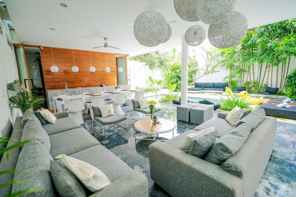 Modern 3 Bedroom Villa - Excellent Location! Villa in North Kuta