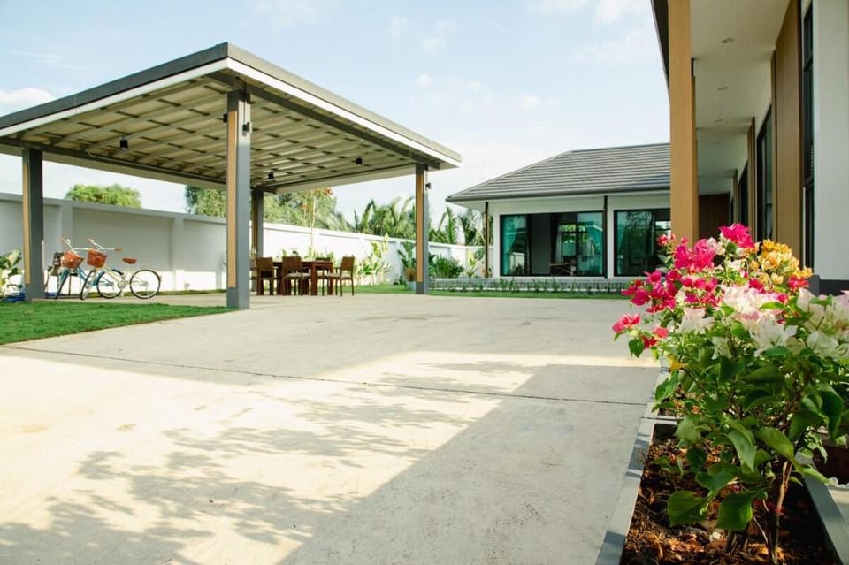 Bang Kachao -Private Pool Villa Villa in Bangkok