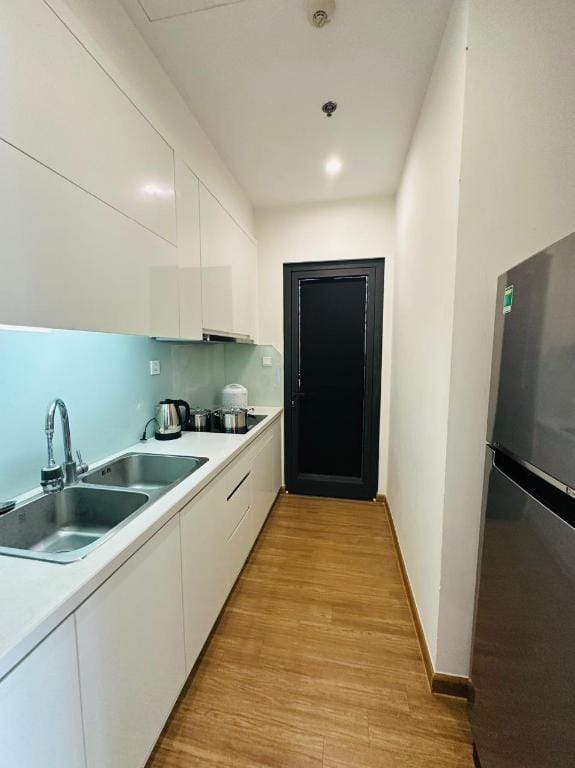 Vinhomes Skylake Phạm Hùng căn hộ 1 ngủ city view Apartment in Laos