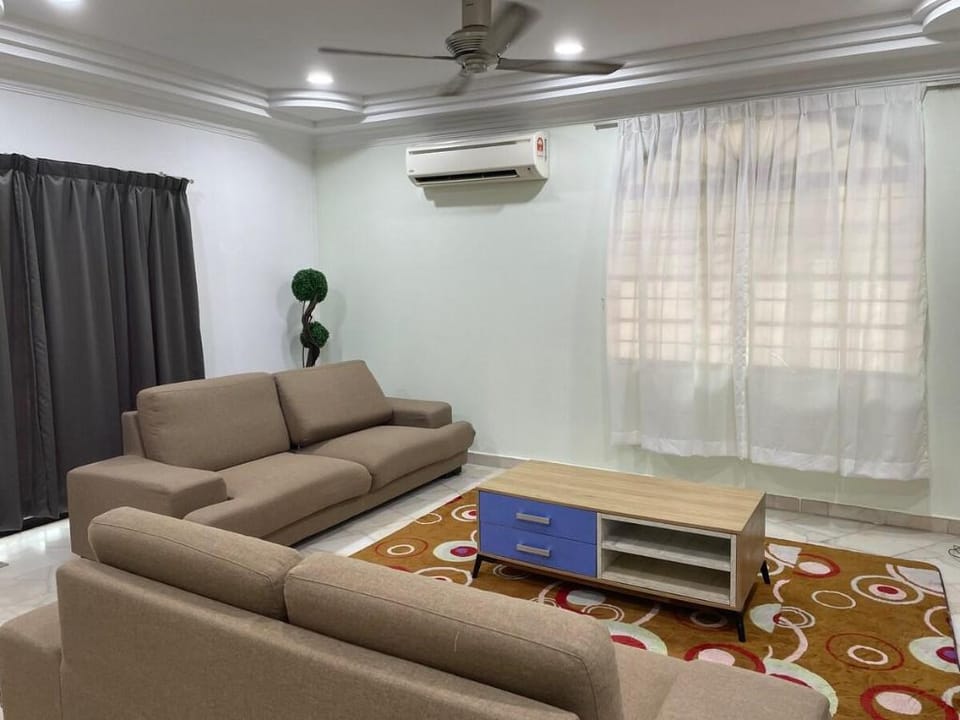 Happiness Homestay in Dengkil Vacation rental in Selangor, Malaysia