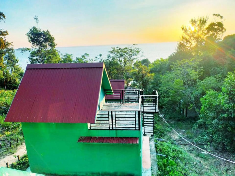 Plankton Bungalow and Camping Hotel in Sihanoukville