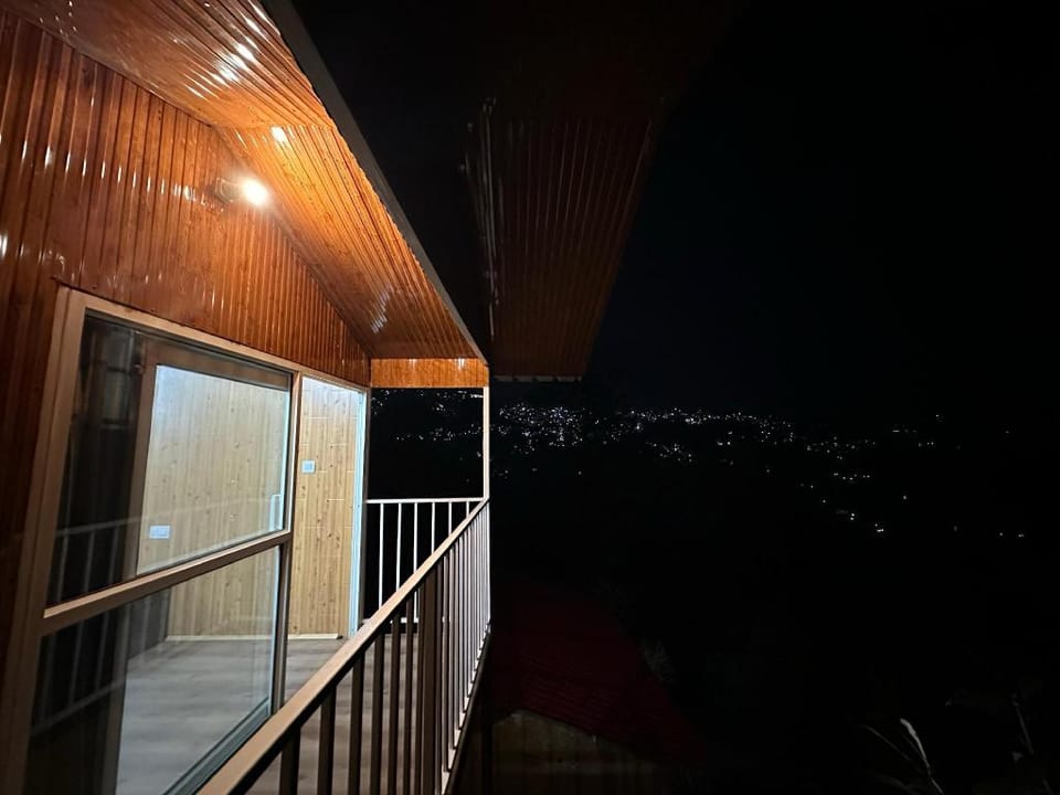 Treehouse by The City Escape Villa in Shimla