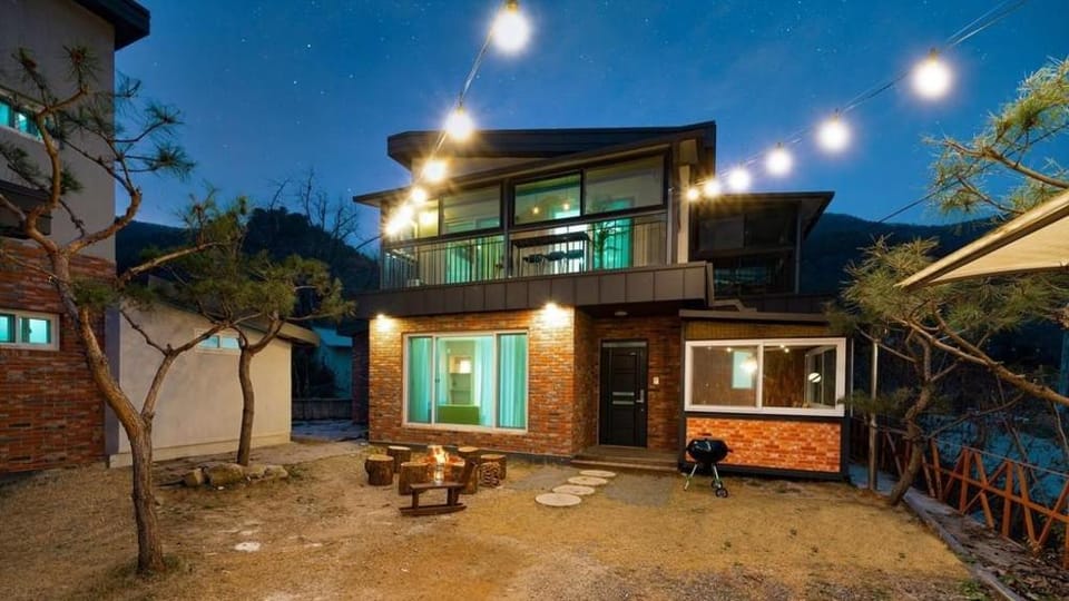 Gapyeong Refresh Pool Villa Bed and Breakfast in Gyeonggi-do