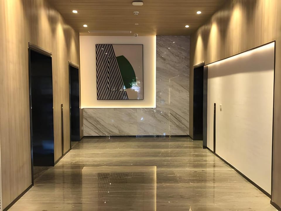 Xi She International Executive Apartment (Shenzhen Coastal City South Oil Clothing City Store) Apartment hotel in Hong Kong