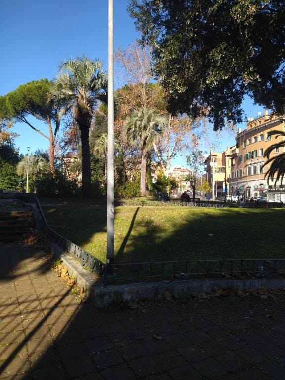 Old Bridge Minisuite Vacation rental in Rome