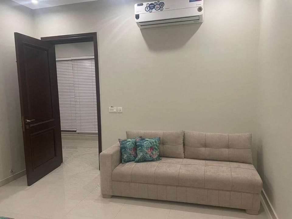 Infinite Comfort Dwelling (5-marla full house) Vacation rental in Lahore