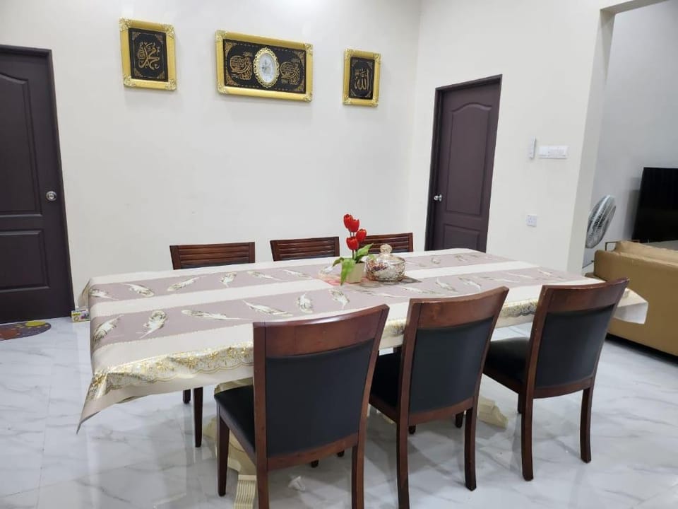 Restu Villa Homestay Tuaran Villa in Sabah