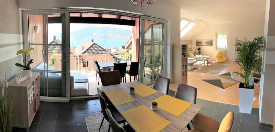 Apartment With Amazing Lake- and Mountain View Apartment in Salzburgerland