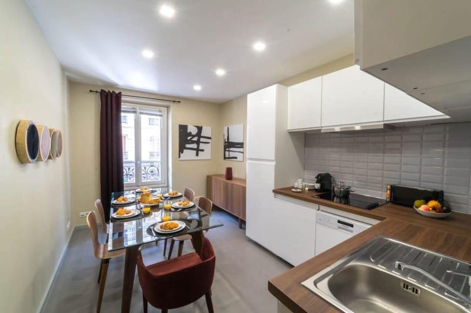 Sweet Inn | Cozy 2BR in the XVI Arrondissement Vacation rental in Paris