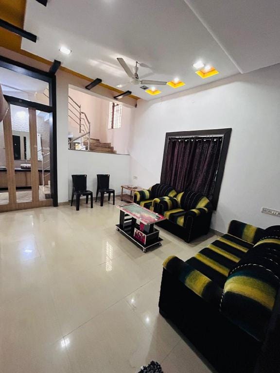 3 BHK Holiday Home  Vacation rental in Maharashtra