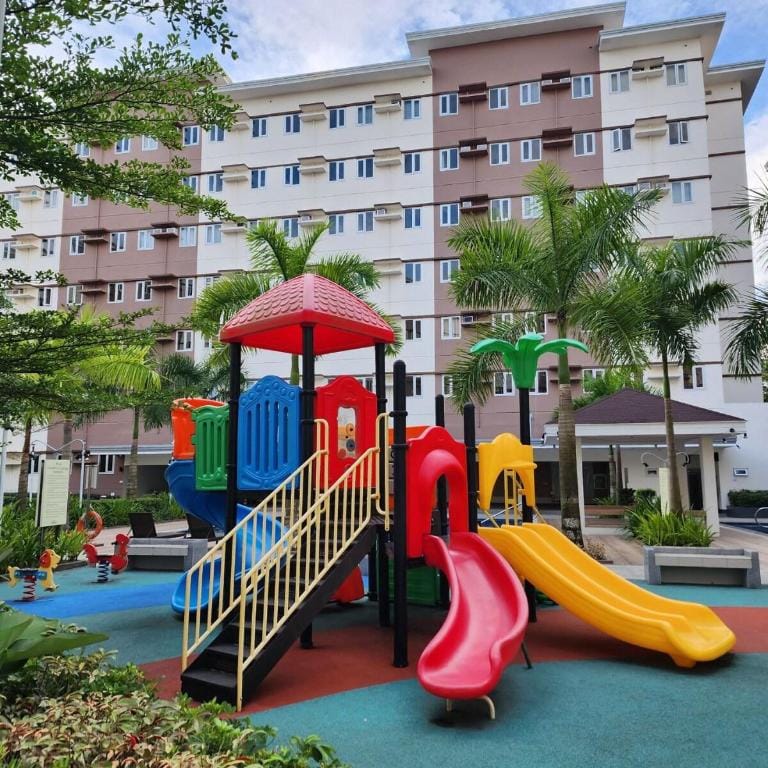 Agape's Avenue Staycation @Smdc Hope Residences Apartment in Calabarzon