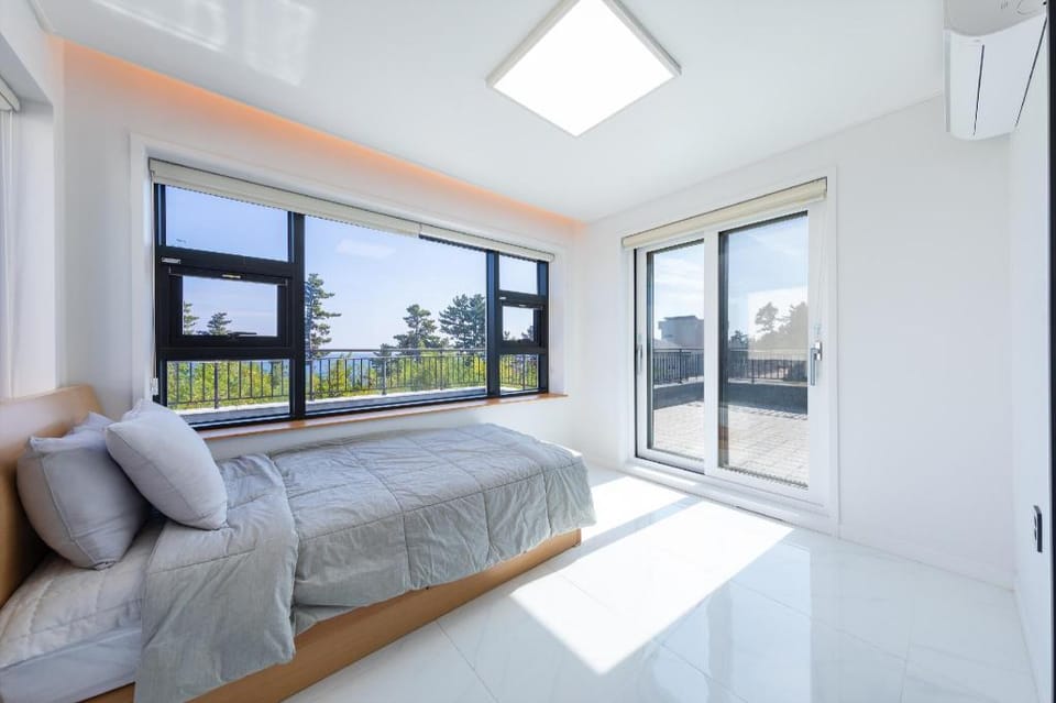 Pyeonghae Houses Vacation rental in South Korea