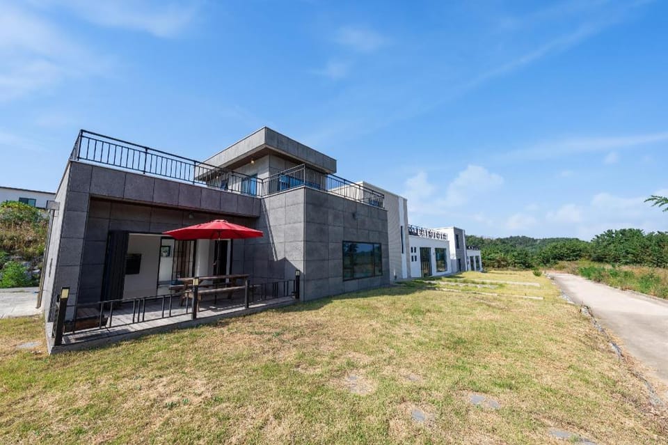 Pyeonghae Houses Vacation rental in South Korea