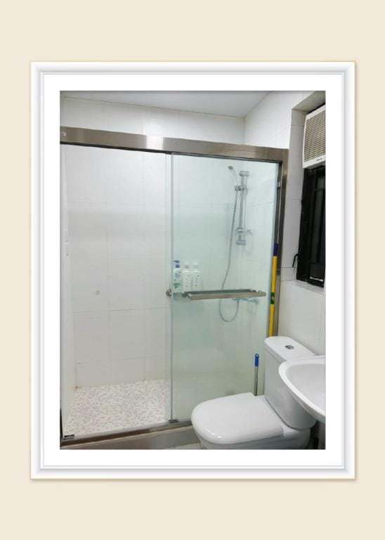 HK Island Sweet Home Apartment in Hong Kong