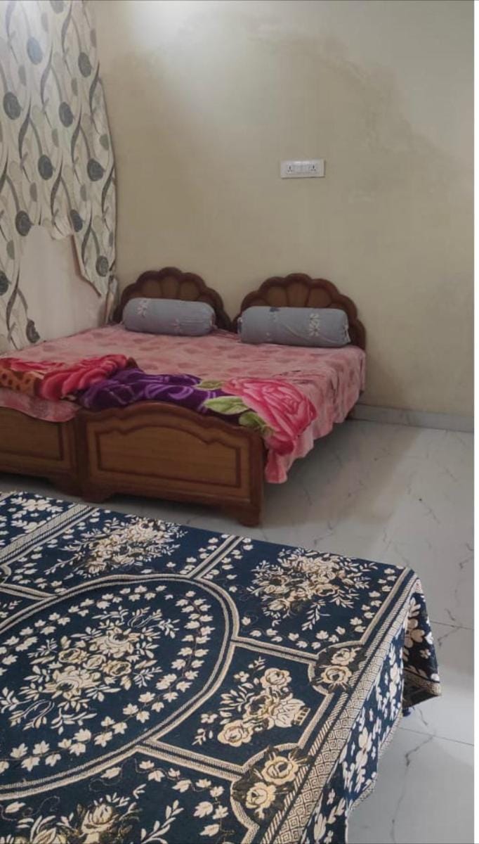 SAPPHIRE GUEST HOUSE On DAILY RENT FOR FAMILIES Villa in Hyderabad