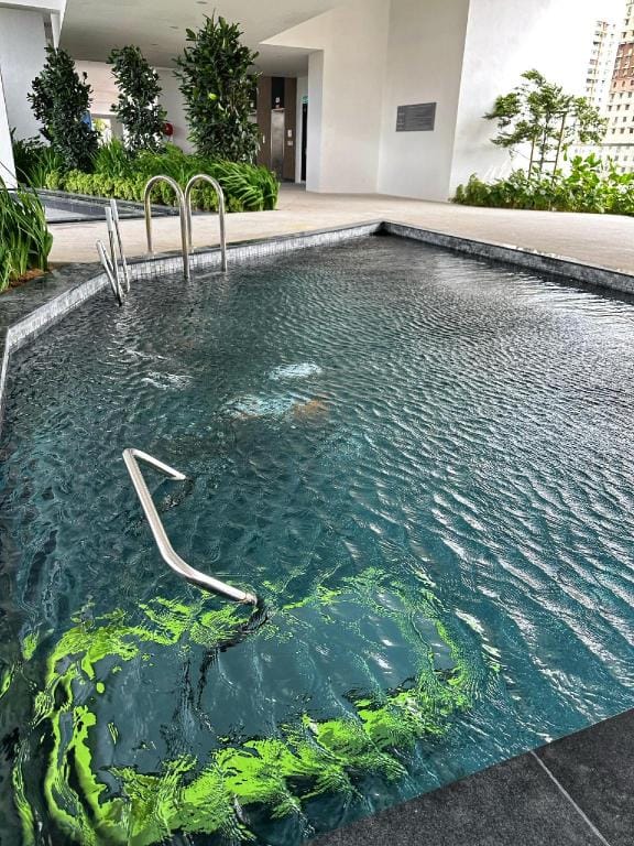 Modern Urban Suites Georgetown Seaview Apartment in George Town