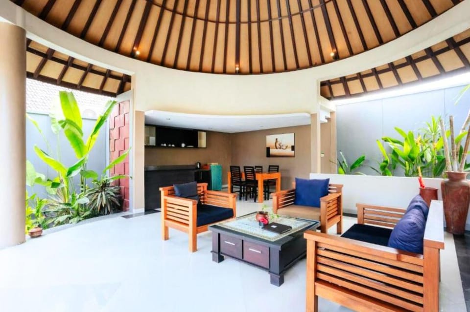 Adore 2 BR Villa with Garden View IR35A Villa in North Kuta