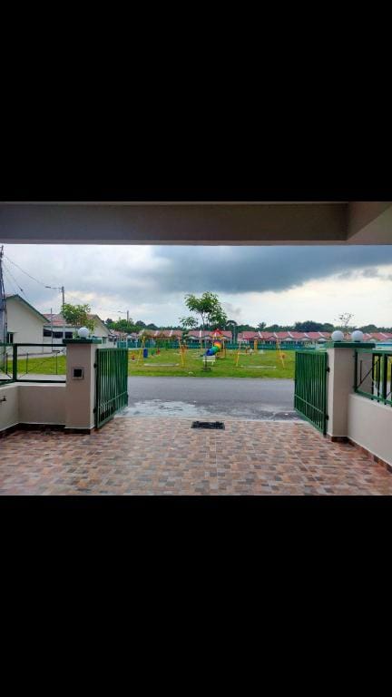 Homestay Fayyadh Teluk Intan Vacation rental in Perak Tengah District