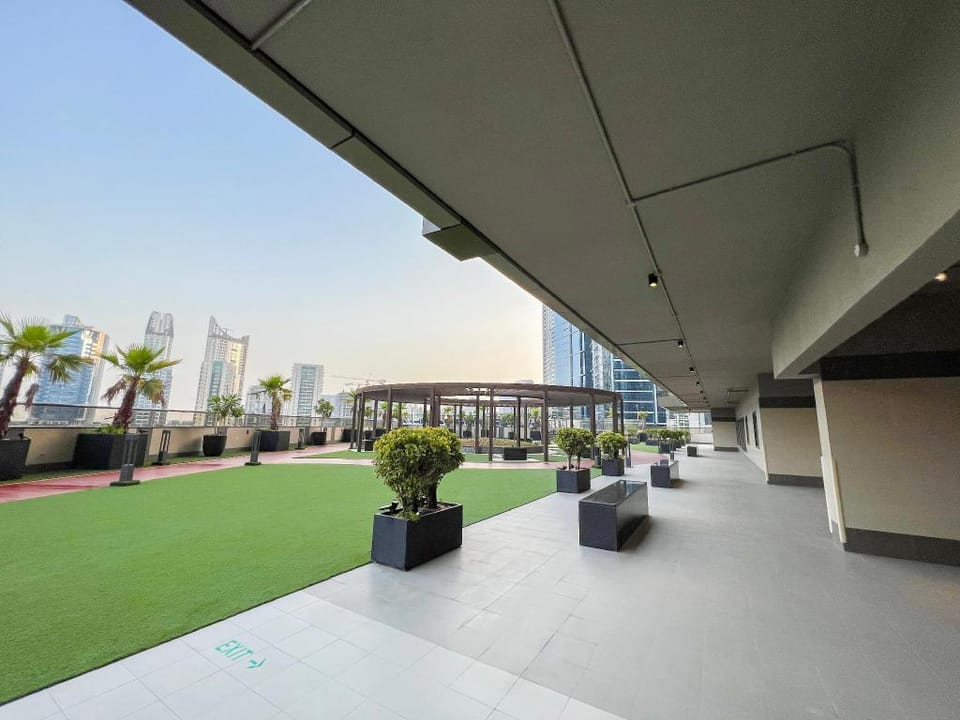 Unforgettable 1BR Mesmerizing Burj Khalifa Views Apartment in Dubai