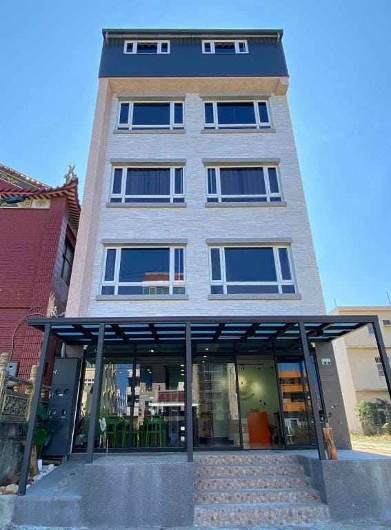 Perpetual Dawn Homestay Bed and Breakfast in Kaohsiung