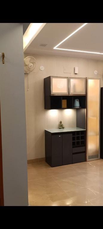 Parth's Abode - 4BHK Fully Furnished Apartment Apartment in Kolkata