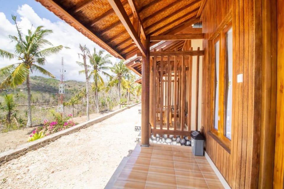 Deluxe Double Room Villa with Mountain View Vacation rental in Nusapenida
