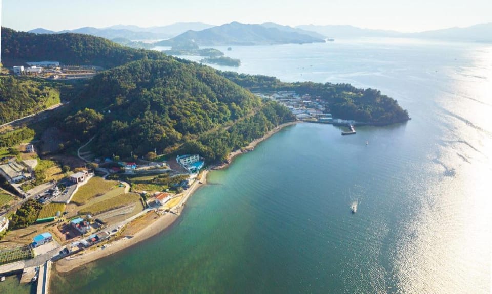 The Mer Pool Villa Bed and Breakfast in South Korea