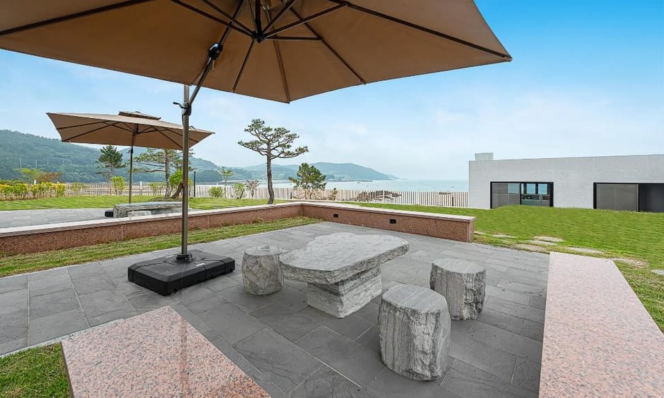 Naro Ocean Hills Bed and Breakfast in South Korea