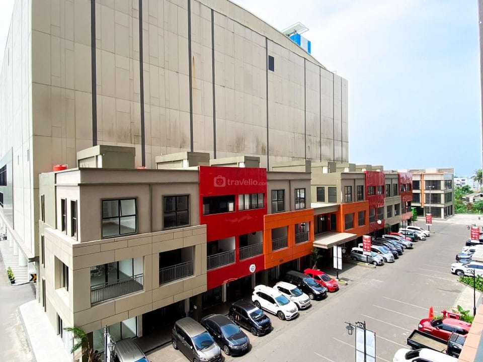 Comfy 2BR Transpark Juanda Bekasi Apt By Travelio Apartment in West Java
