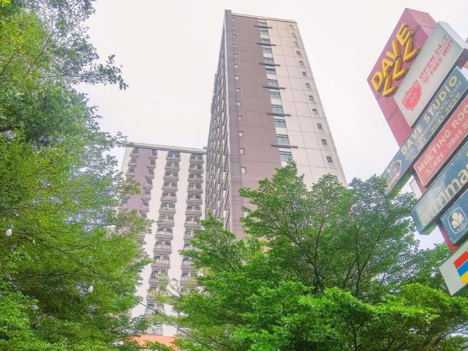 Best Homey and Cozy Studio at Dave Apt By Travelio Apartment in Jakarta