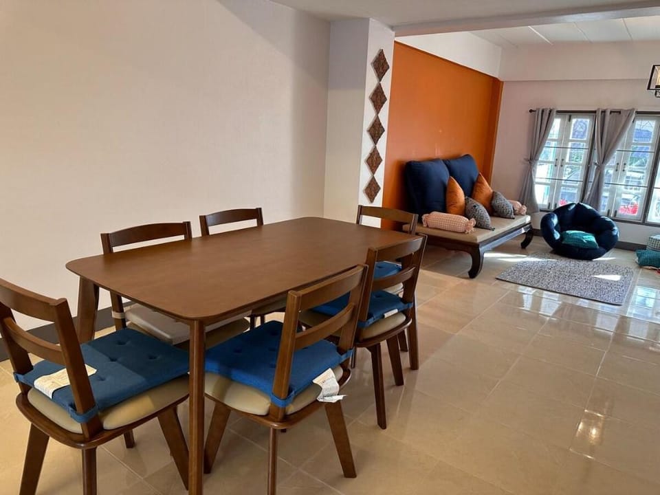 3Br entire house near CMU Vacation rental in Chiang Mai